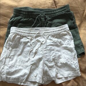 Pair of small Jcrew Factory linen blend shorts Green and tan.